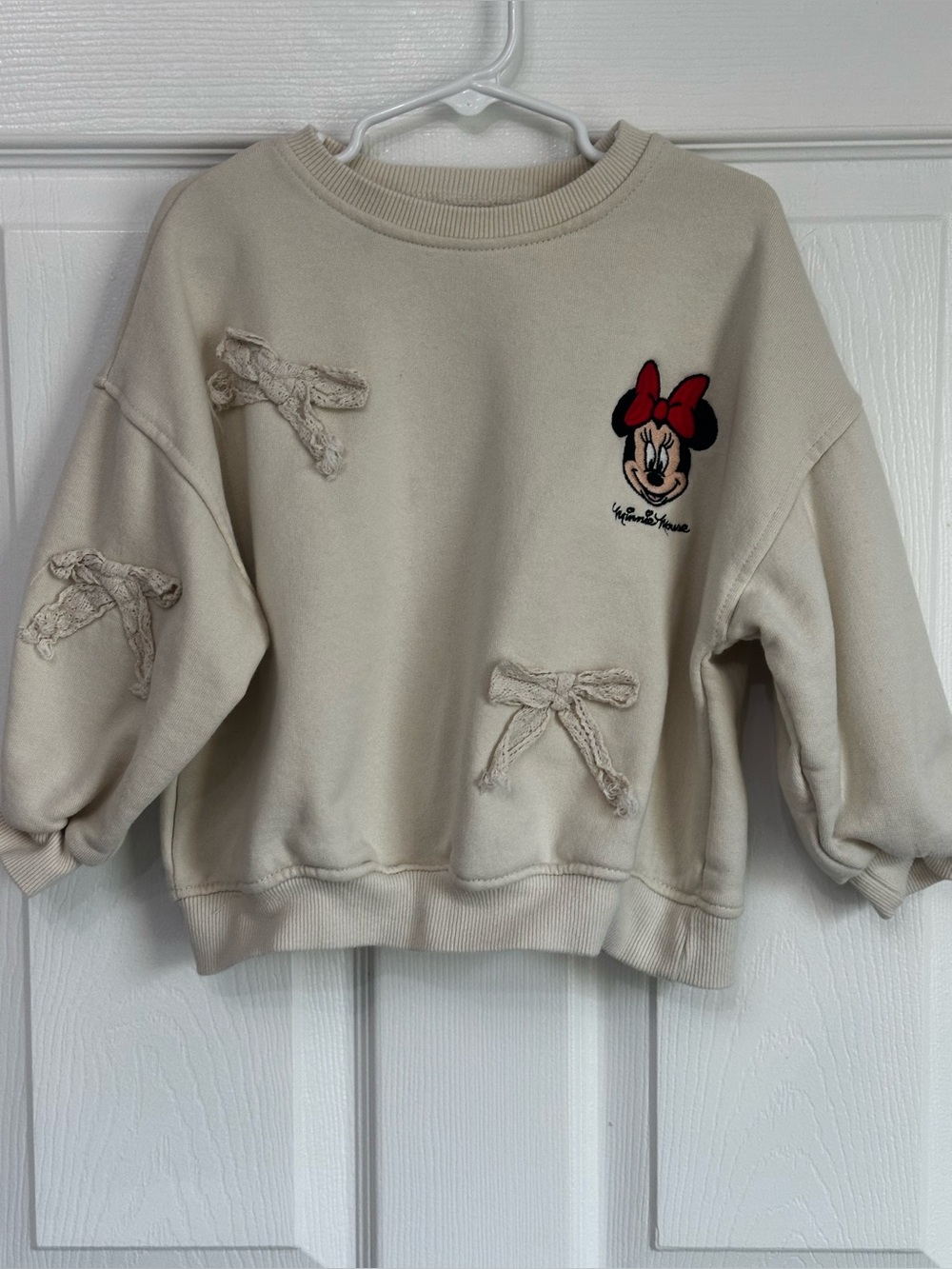 Girls Zara Disney sweatshirt cream color Minnie Mouse embroidery lace bow 5 Year